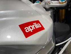 2013 Aprilia RSV4 R WHITE