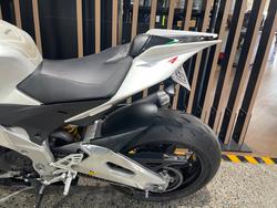 2013 Aprilia RSV4 R WHITE