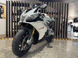 2013 Aprilia RSV4 R WHITE