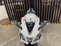 2013 Aprilia RSV4 R WHITE