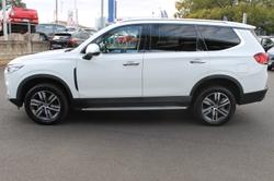 2022 LDV
                D90 Executive