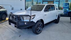 2022 Toyota Hilux SR