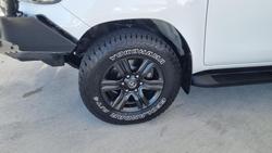 2022 Toyota Hilux SR