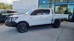 2022 Toyota Hilux SR