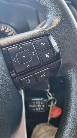 2022 Toyota Hilux SR