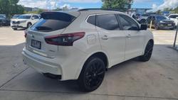 2020 Nissan QASHQAI Midnight Edition