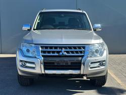 2018 Mitsubishi Pajero Exceed