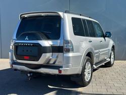 2018 Mitsubishi Pajero Exceed