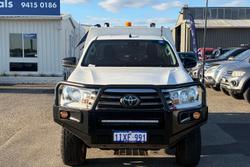 2020 Toyota Hilux SR