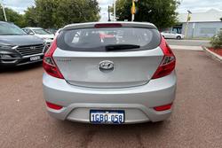 2016 Hyundai Accent Active