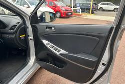 2016 Hyundai Accent Active