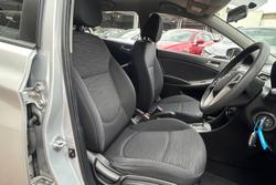 2016 Hyundai Accent Active