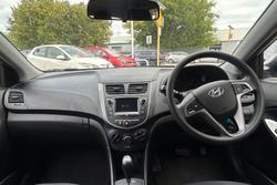 2016 Hyundai Accent Active