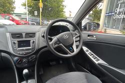 2016 Hyundai Accent Active