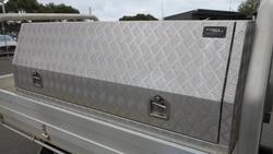 2015 Toyota Hilux Workmate TGN16R MY14 4x2 Glacier White