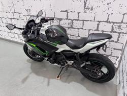 2022 Kawasaki Ninja 650L (LAMS) ABS Ninja White