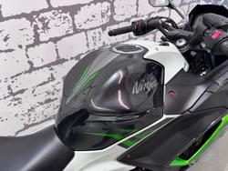 2022 Kawasaki Ninja 650L (LAMS) ABS Ninja White