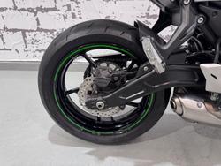 2022 Kawasaki Ninja 650L (LAMS) ABS Ninja White