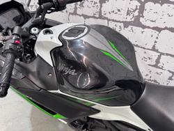 2022 Kawasaki Ninja 650L (LAMS) ABS Ninja White