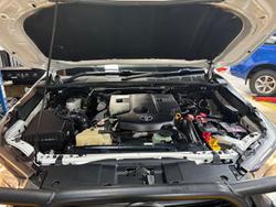 2022 Toyota Hilux SR