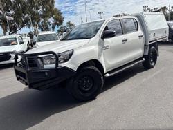 2022 Toyota Hilux SR