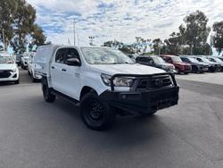 2022 Toyota Hilux SR