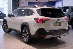 2025 Subaru Outback AWD Touring XT