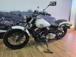 2016 Yamaha XVS650 V-STAR CUSTOM WHITE