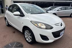 2014 Mazda 2 Neo Sport
