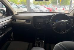 2015 Mitsubishi Outlander LS