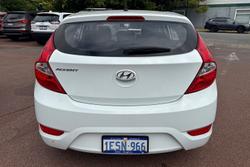 2015 Hyundai Accent Active