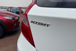 2015 Hyundai Accent Active