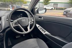 2015 Hyundai Accent Active