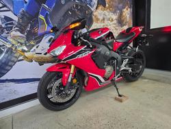 2017 Honda CBR1000RR (FIREBLADE) SP ABS RED