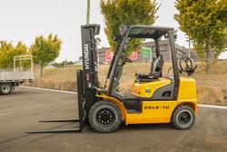 2026 Hyundai 25Le7u Yellow
