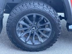 2023 Mitsubishi Triton Xtreme