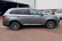 2017 Mitsubishi Outlander LS