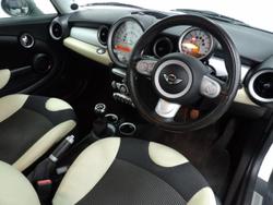 2009 MINI Hatch Cooper