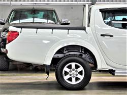 2012 Mitsubishi Triton GLX MN MY12 4X4 Dual Range White