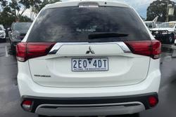 2019 Mitsubishi Outlander ES