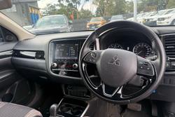 2019 Mitsubishi Outlander ES