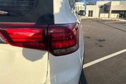 2019 Mitsubishi Outlander ES