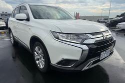 2019 Mitsubishi Outlander ES