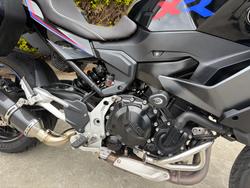 2022 BMW Motorrad F 900 XR TRIPLE BLACK Black