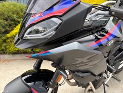 2022 BMW Motorrad F 900 XR TRIPLE BLACK Black
