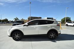 2018 Toyota RAV4 GXL