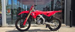 2025 Honda CRF250R RED