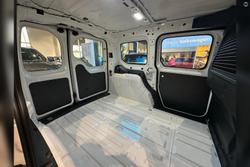 2025 Volkswagen Caddy TDI320