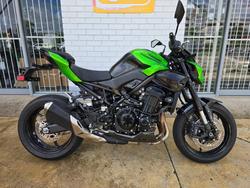 Kawasaki Z900 (ZR900STFNN)