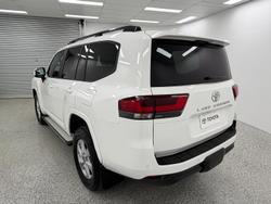 2024 Toyota Landcruiser GXL FJA300R 4X4 Dual Range Glacier White